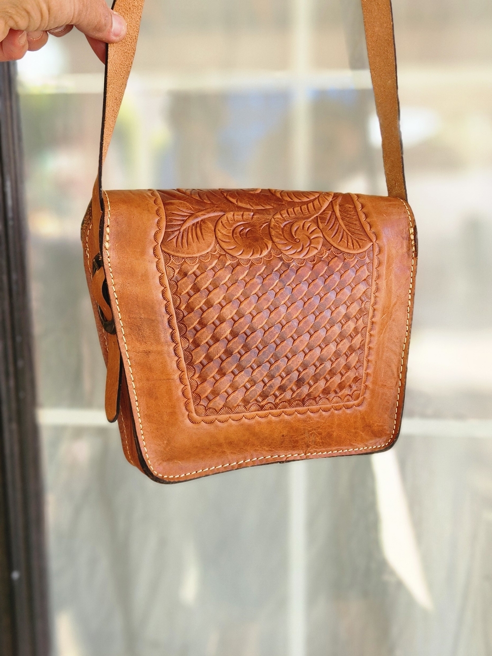 Patricia Nash tooled Leather Crossbody Bag - Tan - Picture 2 of 8